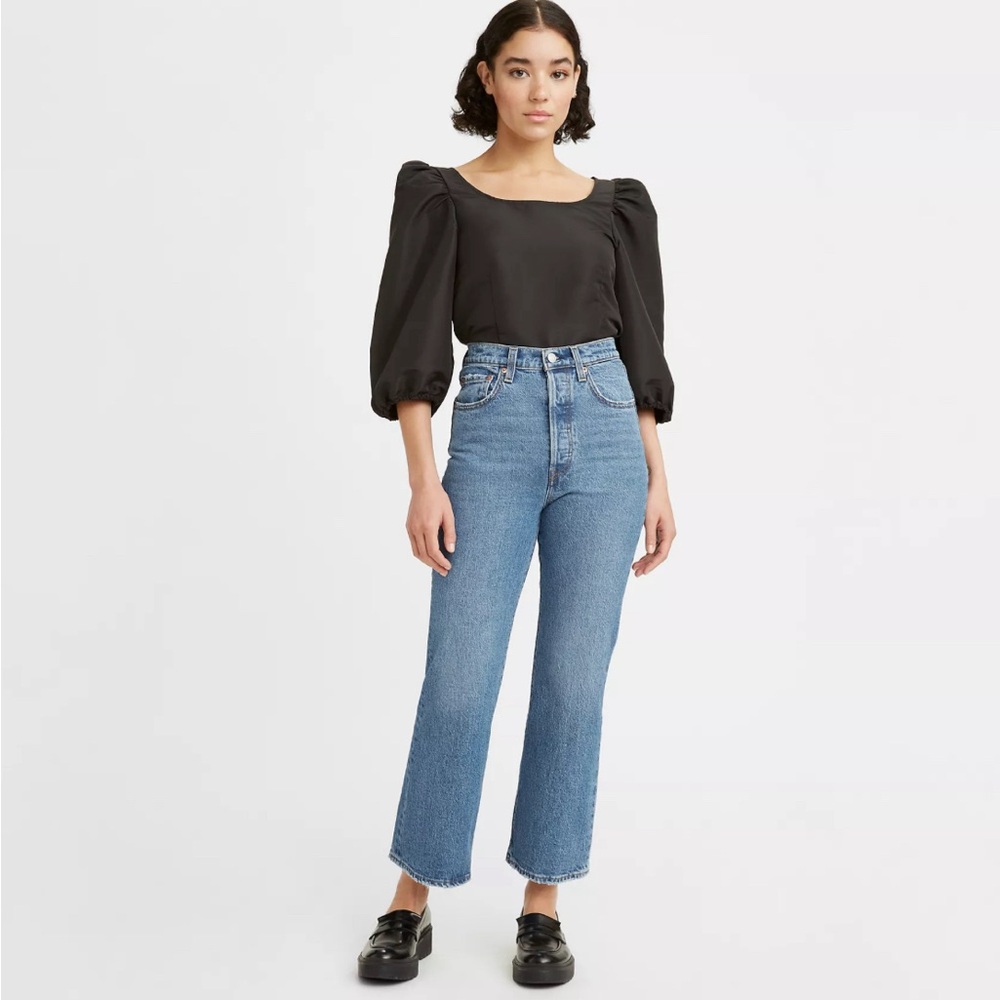 Levi’s Ribcage Crop Bootcut Jeans